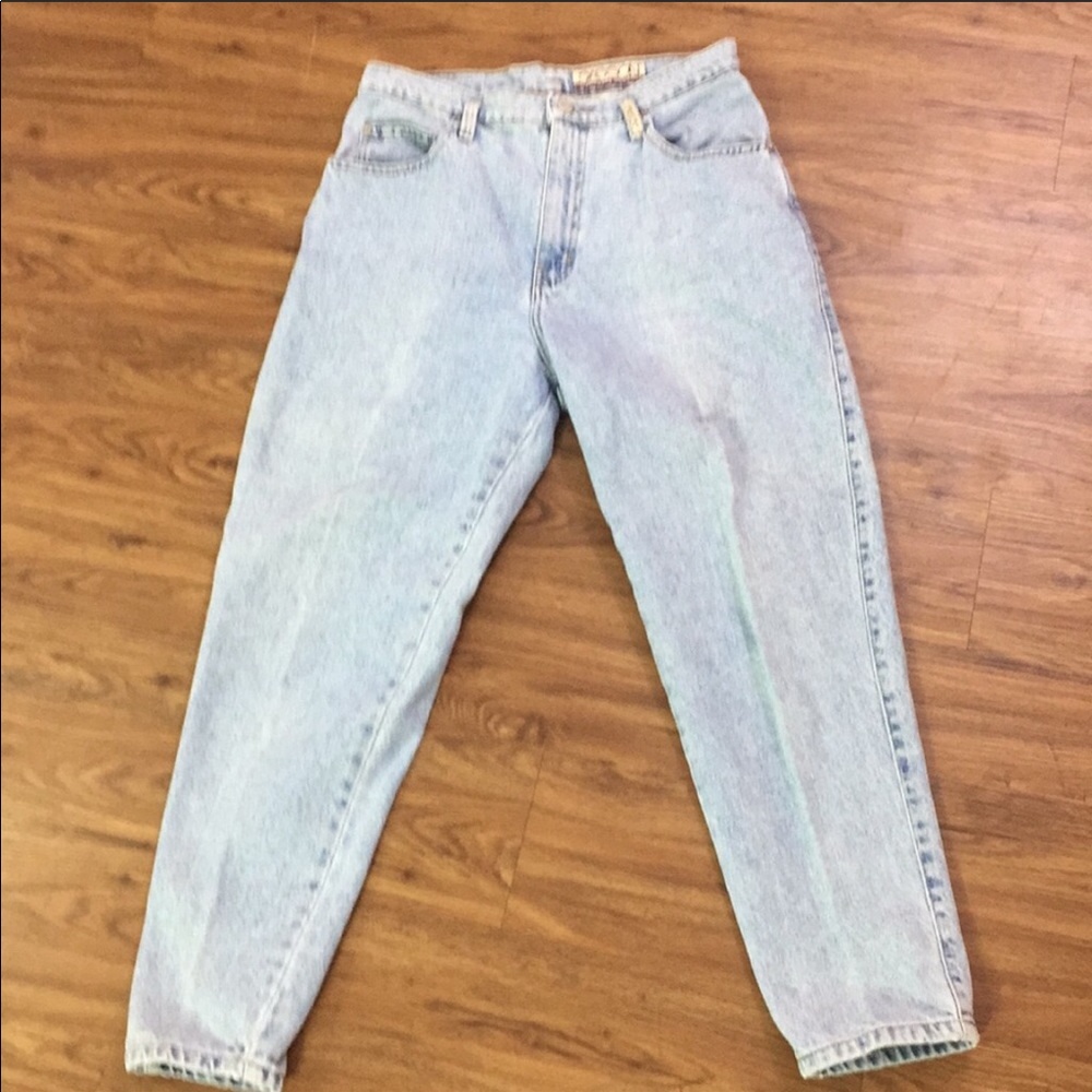 ‼️SOLD‼️ Vintage High Rise Tapered Mom Jeans
